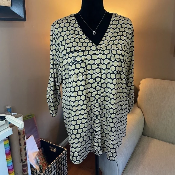 🎁Women's George Top, 3/4 sleeve, SZ 16W - Picture 1 of 8